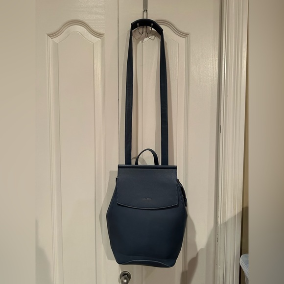 EUC pixie mood vegan leather convertible backpack - Picture 3 of 5